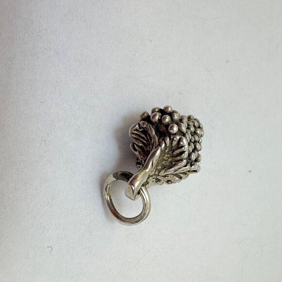 Vintage Sterling Silver 925 Grape Cluster Textured Charm Size 19mm Length - Picture 4 of 9